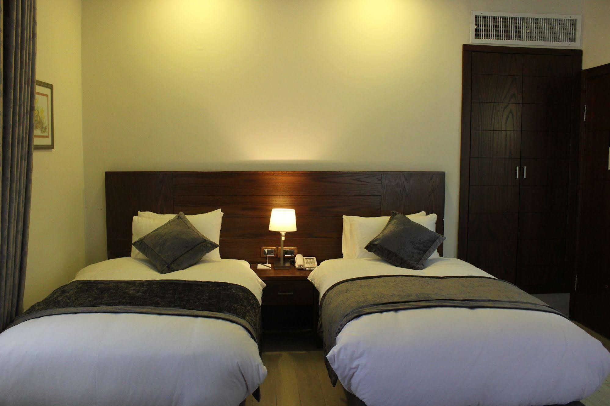 רמאללה Lavender Boutique Hotel מראה חיצוני תמונה